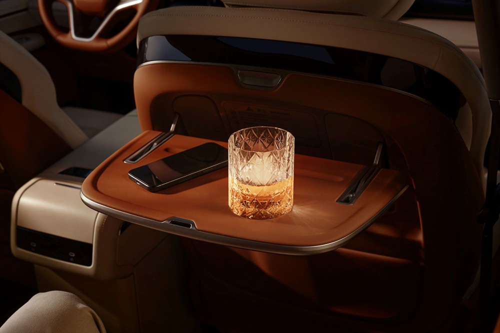 BYD M9 nhập làn MPV cao cấp, gây khó dễ cho VW Viloran? - Ảnh 3.