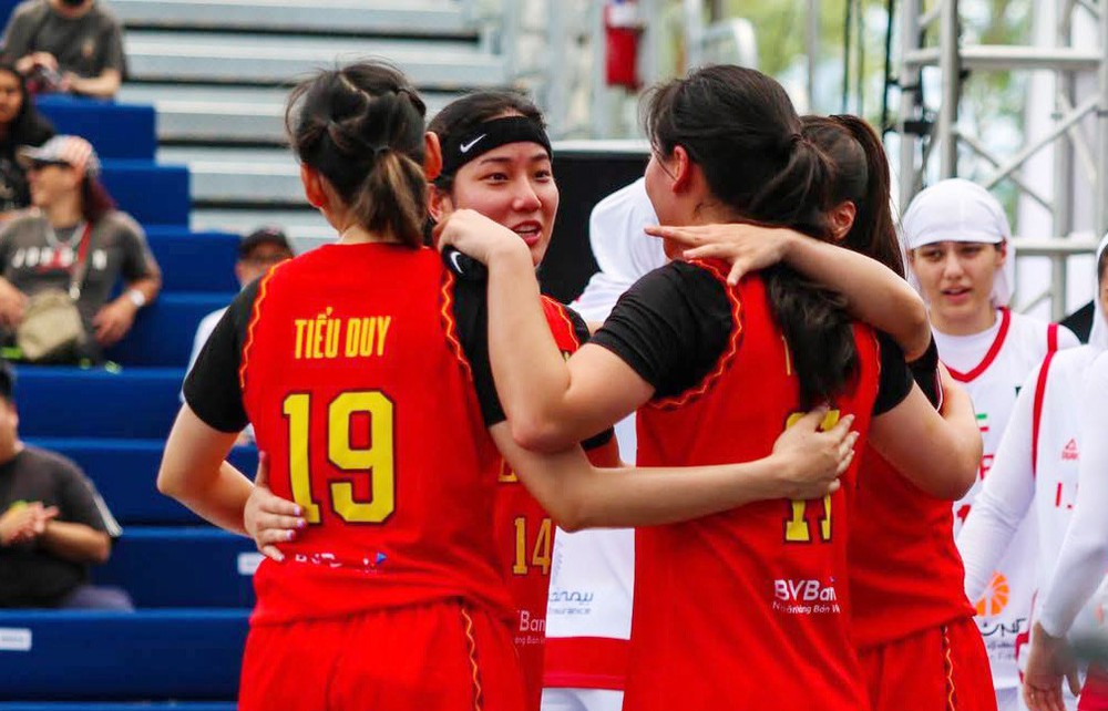 Đội bóng rổ nữ Việt Nam đối mặt với sức ép của sự kỳ vọng ở SEA Games 2025