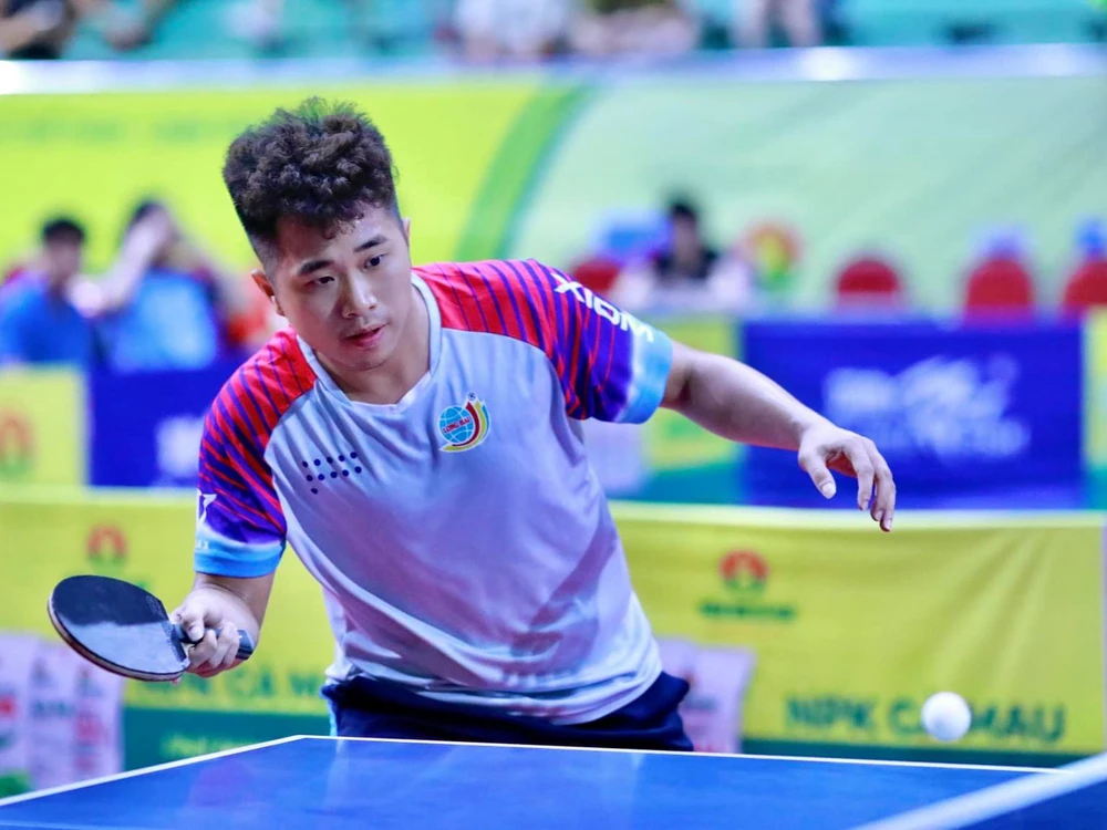 Nguyễn Đức Tuân từng giành HCV giải vô địch bóng bàn toàn quốc