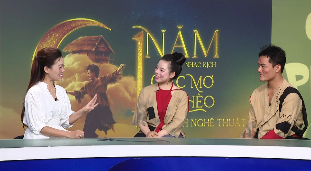 Thị Nở - Chí Phèo: Từ sân khấu tới trường quay - Ảnh 2.