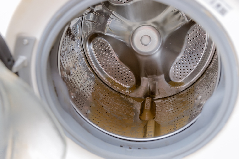 LG mở rộng chương trình kiểm tra, sửa chữa thiết bị đến 11 tỉnh, thành miền Trung - Ảnh 2. LG mở rộng chương trình kiểm tra, sửa chữa thiết bị đến 11 tỉnh, thành miền Trung - Ảnh 2.