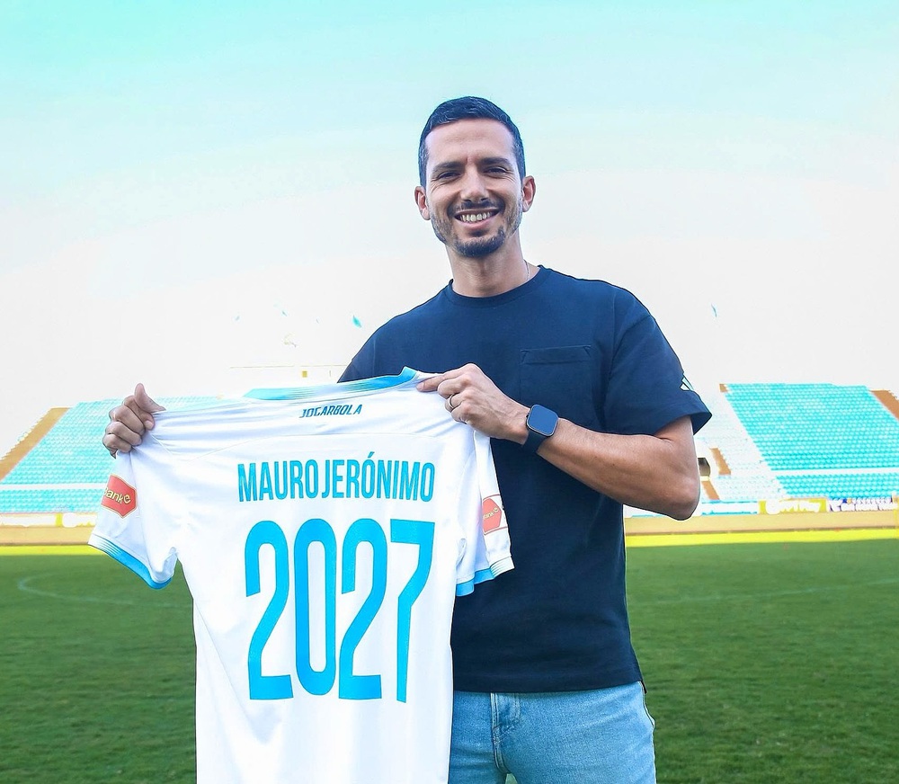 Đội bóng V-League chính thức bổ nhiệm HLV châu Âu - Ảnh 1. Đội bóng V-League chính thức bổ nhiệm HLV châu Âu - Ảnh 1.