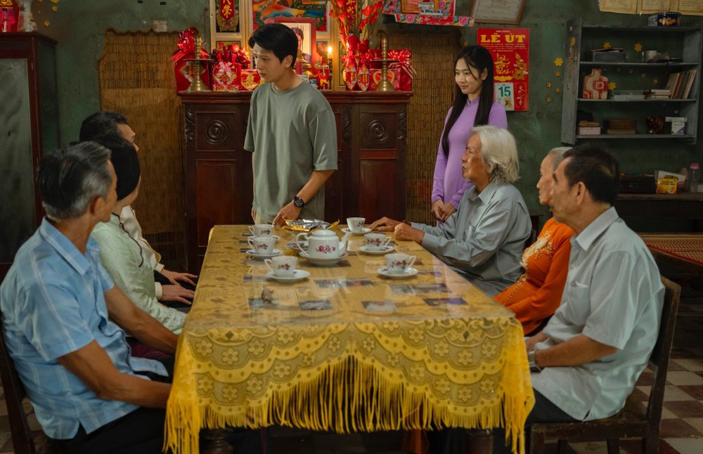 NSƯT Hữu Châu tái ngộ Hồng Vân trong phim “Cưới vợ cho cha” - Ảnh 1.