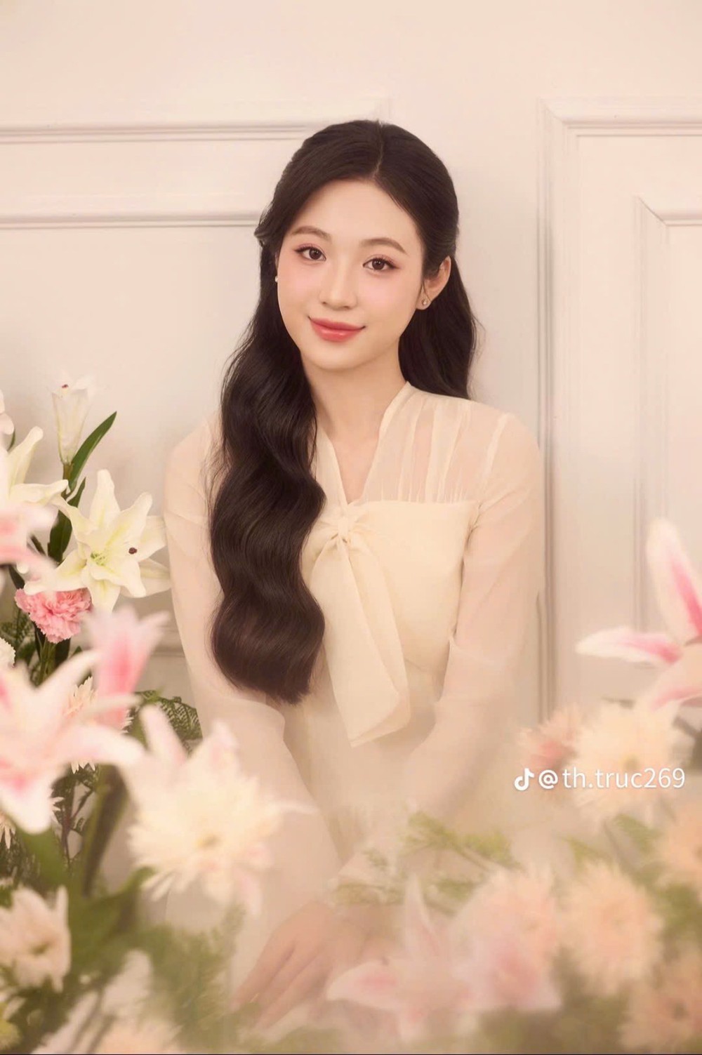 Dương Thị Thanh Trúc: Nàng thơ của nhiều BST, cộng tác tại Đài truyền hình Việt Nam - Ảnh 2.