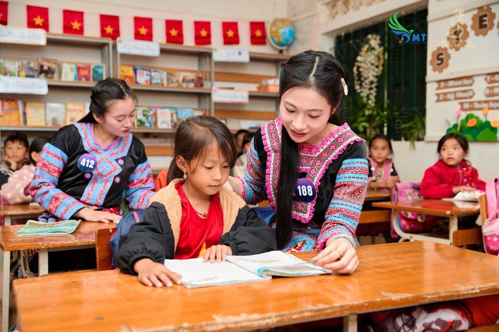 Dương Thị Thanh Trúc: Nàng thơ của nhiều BST, cộng tác tại Đài truyền hình Việt Nam - Ảnh 4.