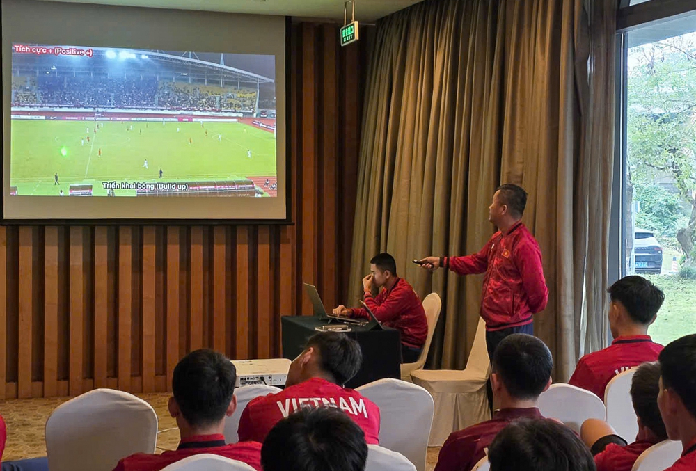 U22 Việt Nam lên đấu pháp cho trận gặp Uzbekistan - Ảnh 1. U22 Việt Nam lên đấu pháp cho trận gặp Uzbekistan - Ảnh 1.