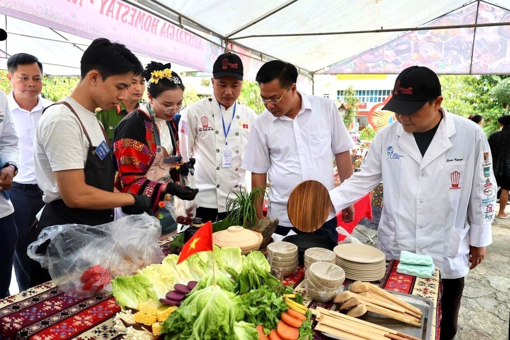 Ẩm thực Cao nguyên đá - Nét riêng níu lòng du khách - Ảnh 2.