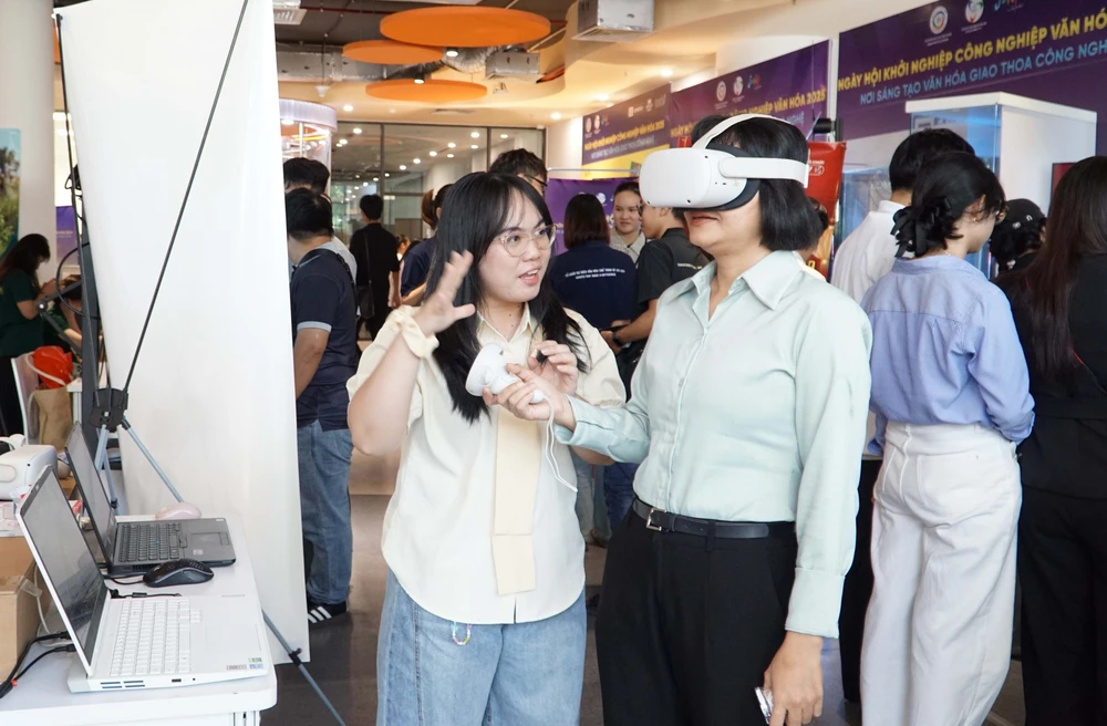 Tạo sức bật mới cho công nghiệp văn hóa từ công nghệ - Ảnh 3.