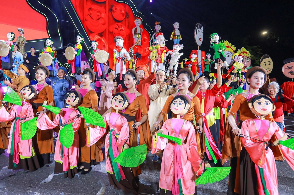 Festival Thăng Long - Hà Nội 2025: Lễ hội múa rối Hà Nội 2025 - Ảnh 6. Festival Thăng Long - Hà Nội 2025: Lễ hội múa rối Hà Nội 2025 - Ảnh 6.