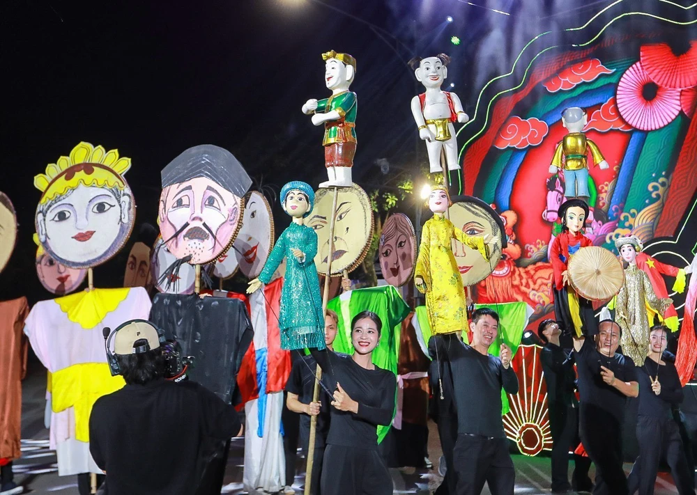 Festival Thăng Long - Hà Nội 2025: Lễ hội múa rối Hà Nội 2025 - Ảnh 10. Festival Thăng Long - Hà Nội 2025: Lễ hội múa rối Hà Nội 2025 - Ảnh 10.
