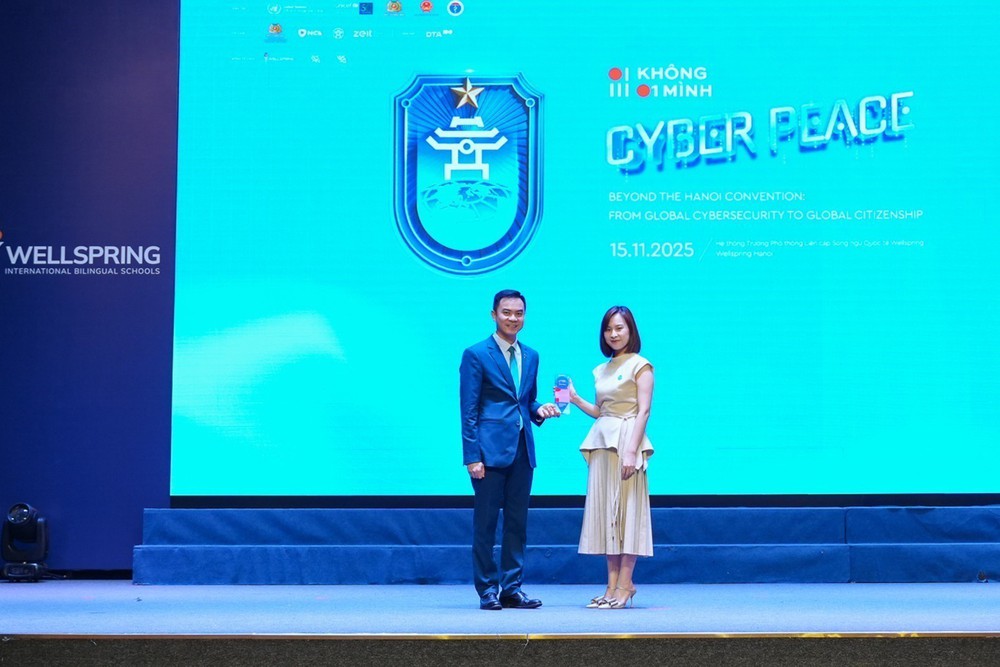 3 lớp “lá chắn” để bảo vệ trẻ em trên không gian mạng - Ảnh 2. 3 lớp “lá chắn” để bảo vệ trẻ em trên không gian mạng - Ảnh 2.