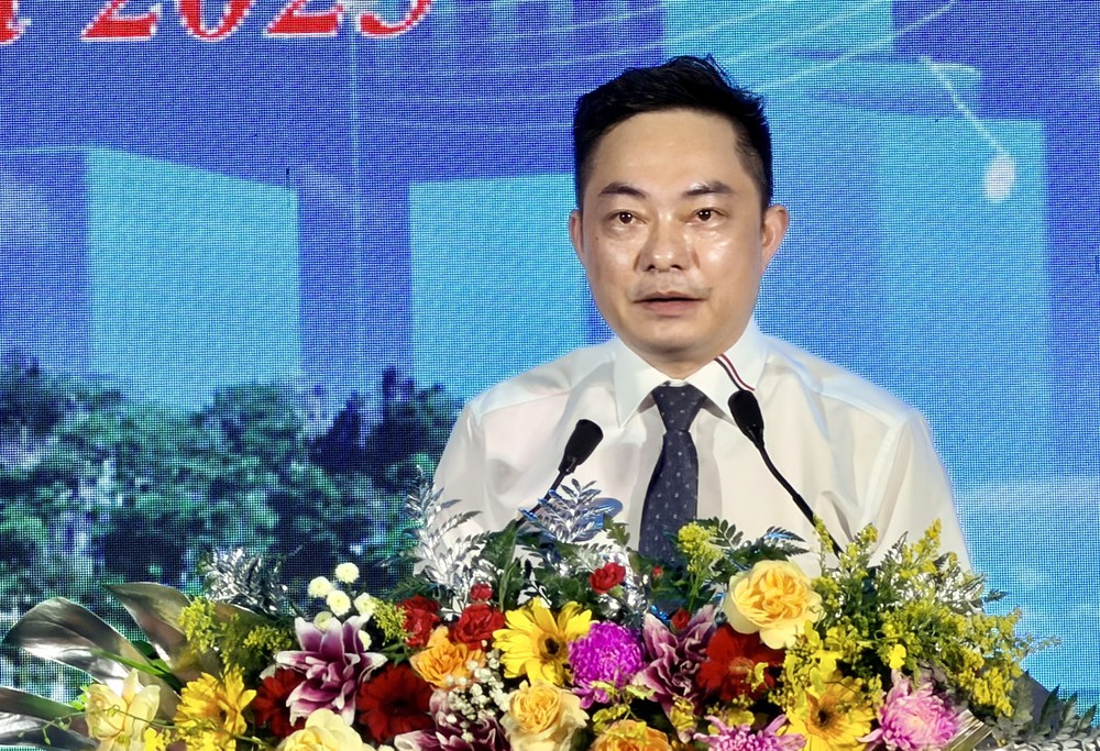 Khai mạc Liên hoan Nghệ thuật quần chúng khu dân cư toàn quốc 2025 - Ảnh 1. Khai mạc Liên hoan Nghệ thuật quần chúng khu dân cư toàn quốc 2025 - Ảnh 1.