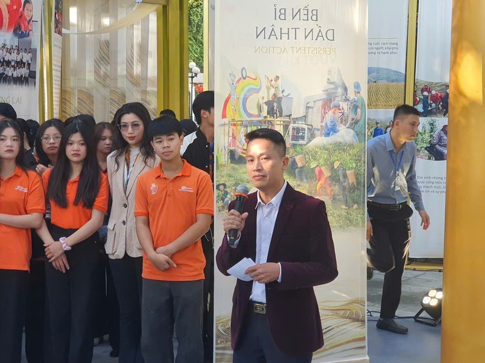 Lan tỏa các hành động thầm lặng vì cộng đồng - Ảnh 2. Lan tỏa các hành động thầm lặng vì cộng đồng - Ảnh 2.