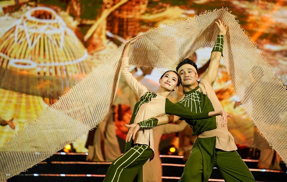 Bế mạc Festival Thăng Long - Hà Nội 2025 - Ảnh 2. Bế mạc Festival Thăng Long - Hà Nội 2025 - Ảnh 2.