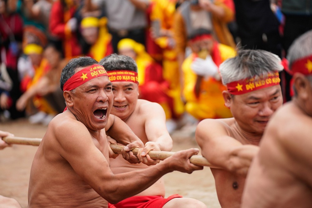 Giao lưu trình diễn Nghi lễ, trò chơi kéo co - Di sản Thế giới được UNESCO công nhận - Ảnh 2. Giao lưu trình diễn Nghi lễ, trò chơi kéo co - Di sản Thế giới được UNESCO công nhận - Ảnh 2.