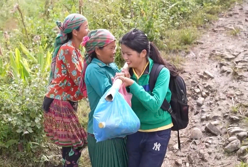 Tối nay, trực tiếp chương trình 'Thay lời tri ân 2025' nhân Ngày Nhà giáo Việt Nam - Ảnh 1. Tối nay, trực tiếp chương trình 'Thay lời tri ân 2025' nhân Ngày Nhà giáo Việt Nam - Ảnh 1.