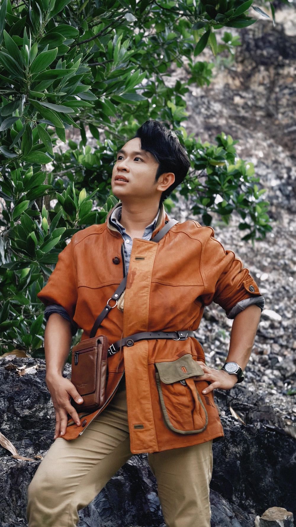 Ngọc Phụng tung MV Hoa trùng sinh đậm chất điện ảnh - Ảnh 1. Ngọc Phụng tung MV Hoa trùng sinh đậm chất điện ảnh - Ảnh 1.