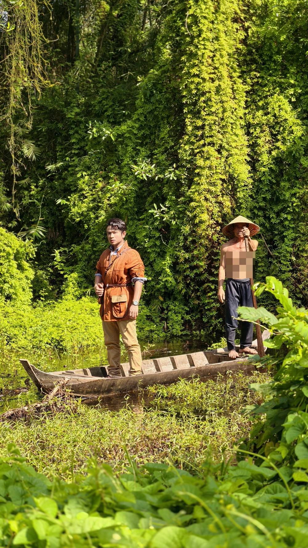 Ngọc Phụng tung MV Hoa trùng sinh đậm chất điện ảnh - Ảnh 3. Ngọc Phụng tung MV Hoa trùng sinh đậm chất điện ảnh - Ảnh 3.