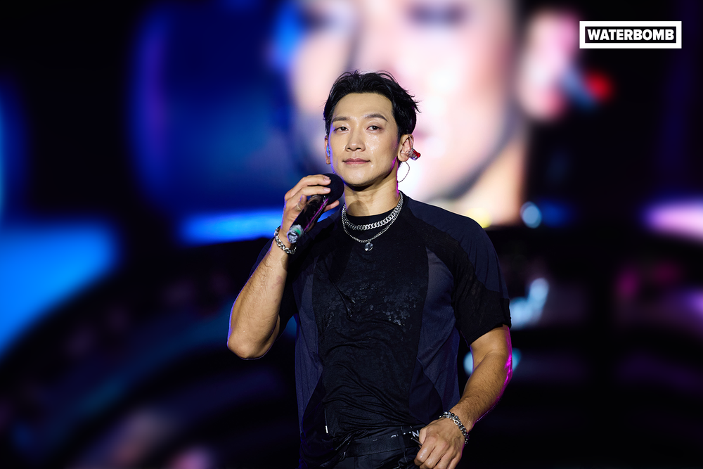 Chi Pu, SOOBIN cùng dàn sao K-Pop 'đổ bộ' sân khấu nhạc nước Waterbomb tại TP.HCM - Ảnh 8. Chi Pu, SOOBIN cùng dàn sao K-Pop 'đổ bộ' sân khấu nhạc nước Waterbomb tại TP.HCM - Ảnh 8.