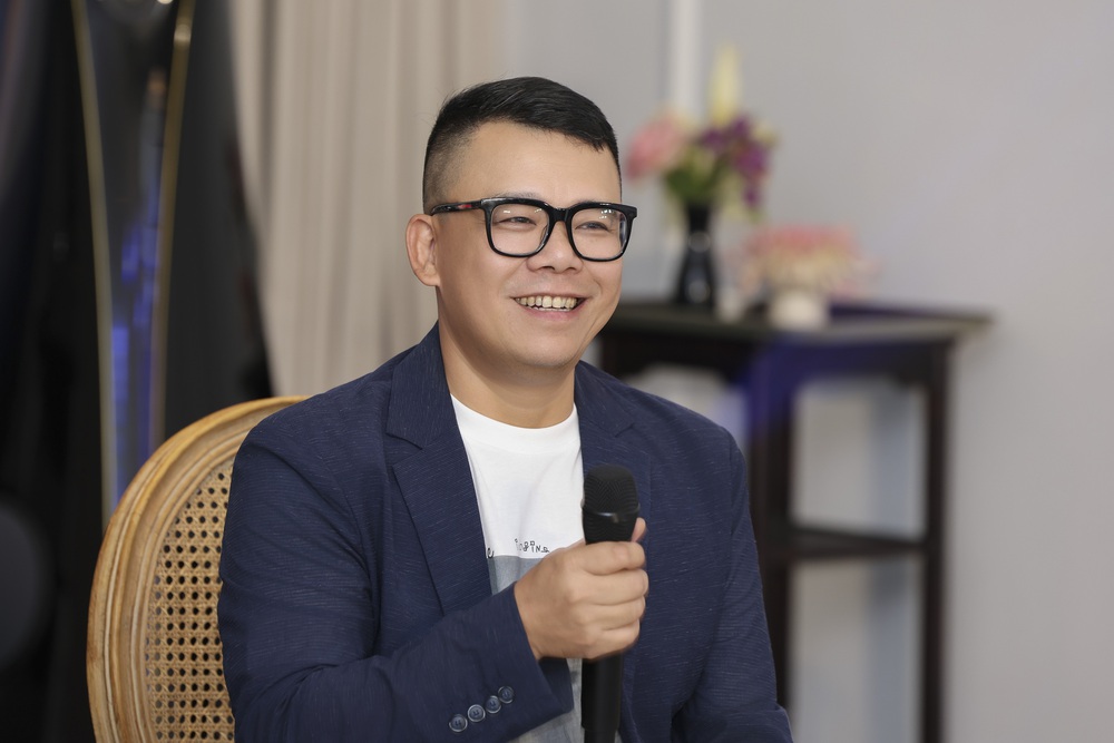 Nhìn Tùng Dương ngược dòng và ngẫm! - Ảnh 2. Nhìn Tùng Dương ngược dòng và ngẫm! - Ảnh 2.