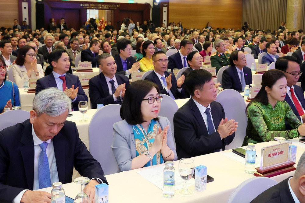 Đối ngoại nhân dân phải đặt mình vào dòng chảy chung cùng bảo vệ, xây dựng và phát triển đất nước - Ảnh 7. Đối ngoại nhân dân phải đặt mình vào dòng chảy chung cùng bảo vệ, xây dựng và phát triển đất nước - Ảnh 7.