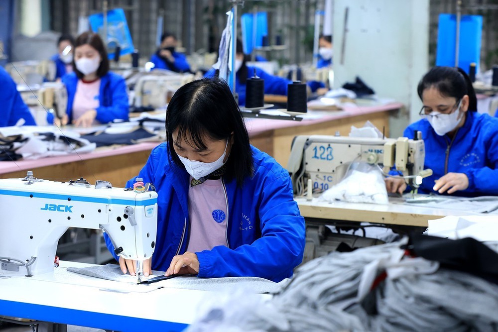 Kiên quyết, kiên trì thực hiện mục tiêu ổn định kinh tế vĩ mô, thúc đẩy tăng trưởng trên 8,4% - Ảnh 5. Kiên quyết, kiên trì thực hiện mục tiêu ổn định kinh tế vĩ mô, thúc đẩy tăng trưởng trên 8,4% - Ảnh 5.