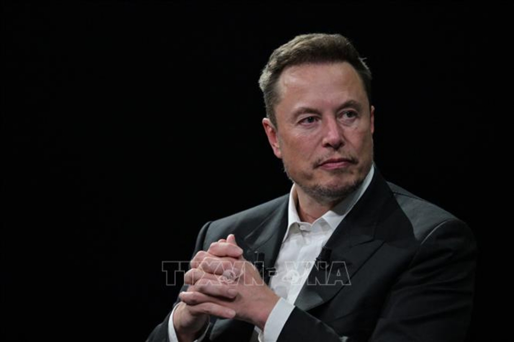Elon Musk đặt kỳ vọng robot Tesla vào lĩnh vực y tế - Ảnh 1. Elon Musk đặt kỳ vọng robot Tesla vào lĩnh vực y tế - Ảnh 1.