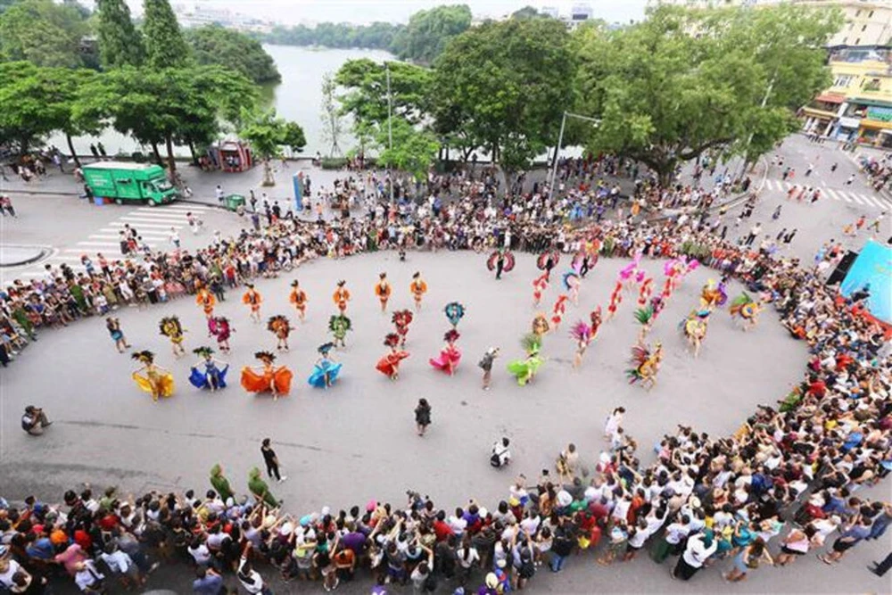 Ưu tiên phát triển 10 ngành công nghiệp văn hóa chủ chốt - Ảnh 1. Ưu tiên phát triển 10 ngành công nghiệp văn hóa chủ chốt - Ảnh 1.