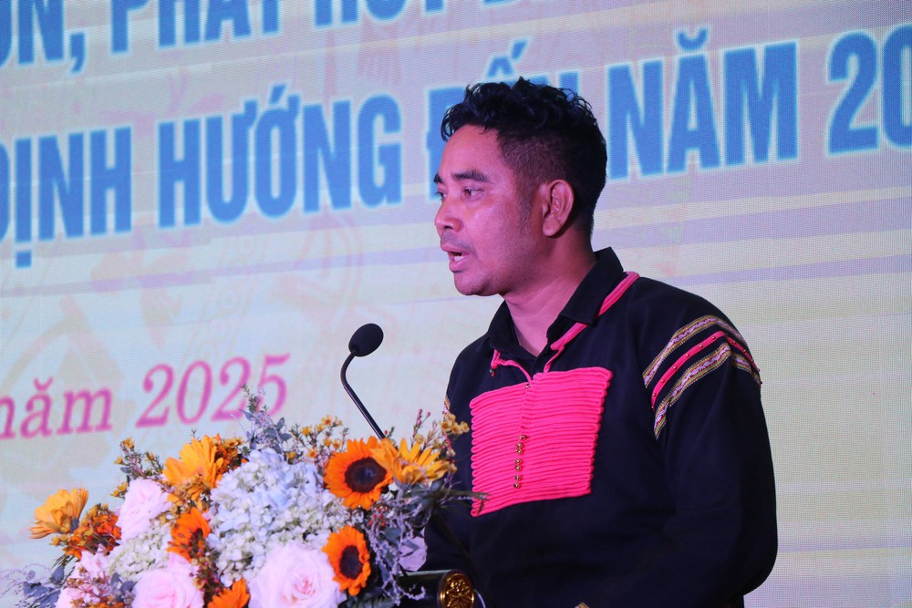 Bảo tồn, phát huy di sản văn hóa cồng chiêng - Ảnh 2. Bảo tồn, phát huy di sản văn hóa cồng chiêng - Ảnh 2.