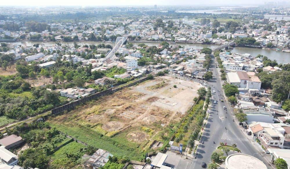 Áp dụng bảng giá đất mới từ 1/1/2026: Tránh tác dụng ngược - Ảnh 1. Áp dụng bảng giá đất mới từ 1/1/2026: Tránh tác dụng ngược - Ảnh 1.