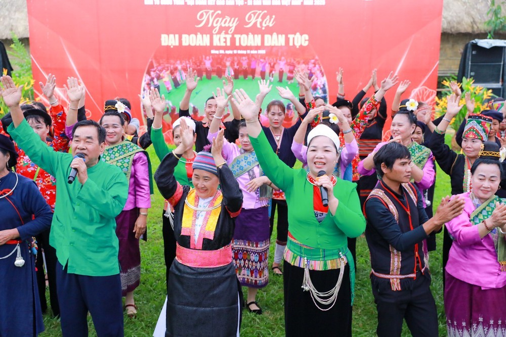 Giao lưu “Ngày hội đại đoàn kết các dân tộc” - Ảnh 1.