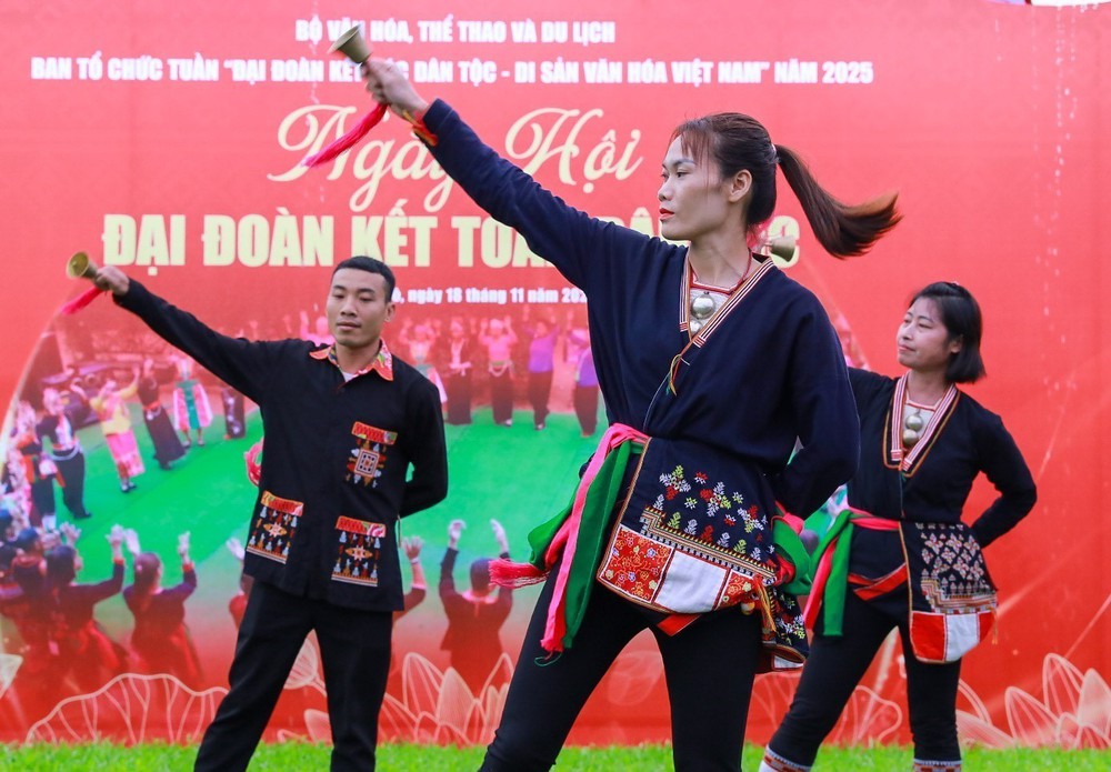 Giao lưu “Ngày hội đại đoàn kết các dân tộc” - Ảnh 12.