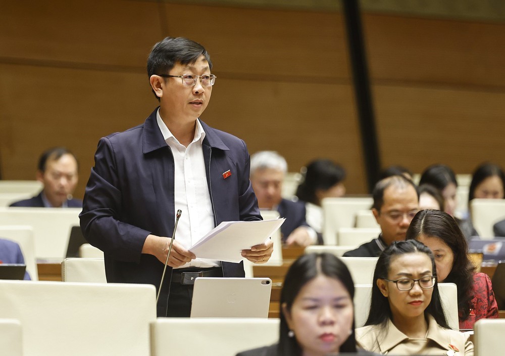 Kỳ họp thứ 10, Quốc hội khóa XV: Khắc phục tình trạng ép mua bảo hiểm thông qua kênh ngân hàng - Ảnh 5.