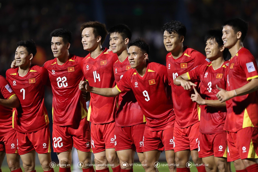 TRỰC TIẾP bóng đá Việt Nam vs Lào 19h00 hôm nay, vòng loại Asian Cup 2027 - Ảnh 1.