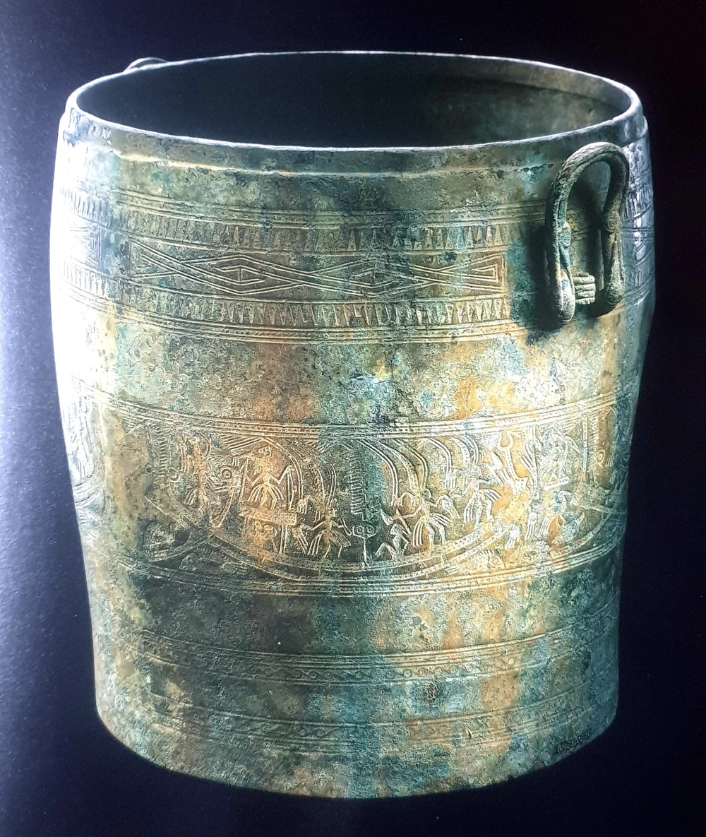 Văn hóa Đông Sơn - Chiến tranh và Hòa bình (kỳ 38): Cung, nỏ - vũ khí Đông Sơn sát thương từ xa - Ảnh 4. Văn hóa Đông Sơn - Chiến tranh và Hòa bình (kỳ 38): Cung, nỏ - vũ khí Đông Sơn sát thương từ xa - Ảnh 4.