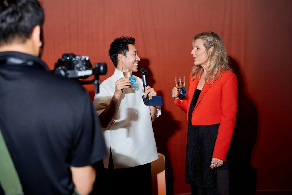 Stylist Hoàng Ku làm cố vấn nghệ thuật cho thương hiệu quốc tế - Ảnh 2.