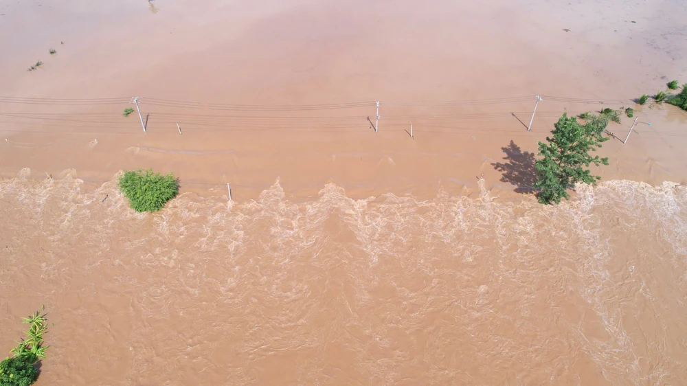 Cảnh báo lũ khẩn cấp (đặc biệt lớn) trên sông Ba - Đắk Lắk - Ảnh 1.