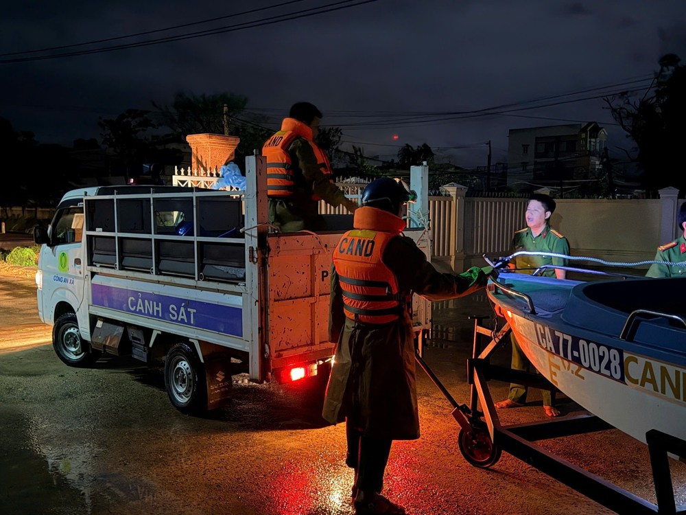 Gia Lai: Hơn 8.300 hộ dân bị ngập do mưa lớn kéo dài - Ảnh 6.