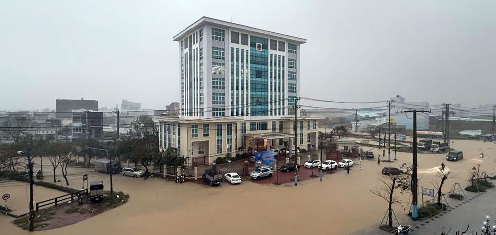 Hơn 8.300 hộ dân tại Gia Lai bị ngập do mưa lớn kéo dài - Ảnh 2.