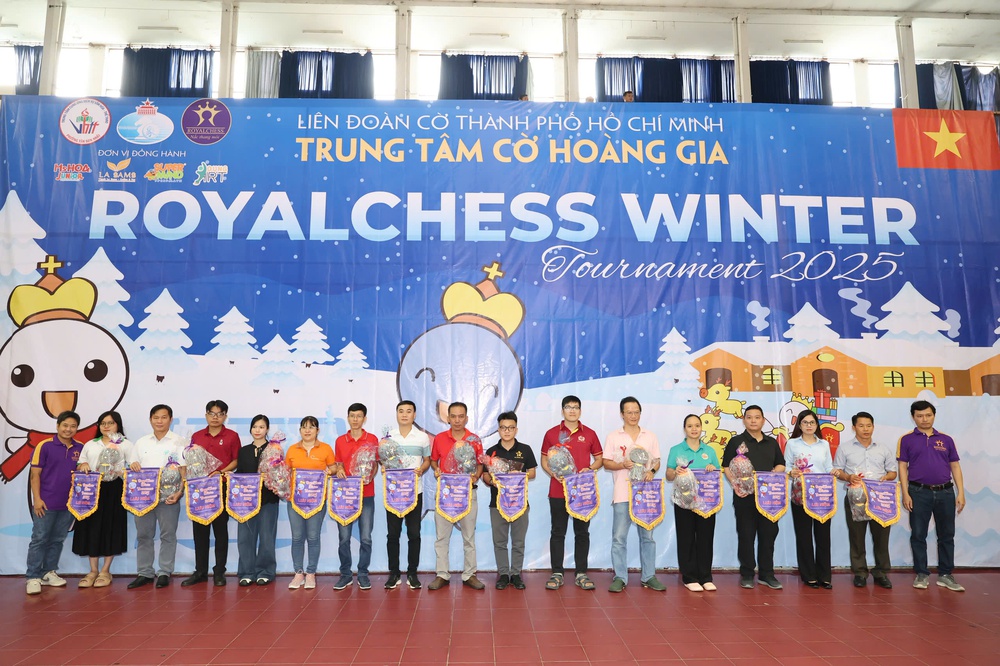 Hàng ngàn kỳ thủ tranh tài ở giải cờ vua hàng đầu TP.HCM - Ảnh 1.