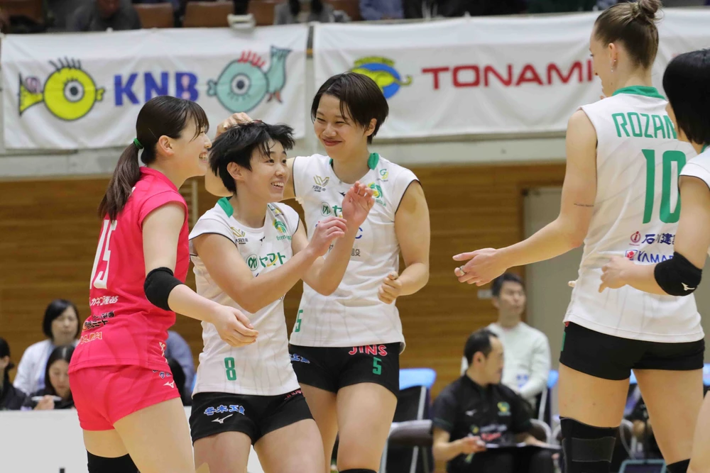 Vắng Thanh Thúy, Gunma Green Wings không thể tiếp tục gây sốc trước Kurobe Aqua Fairies - Ảnh 3.