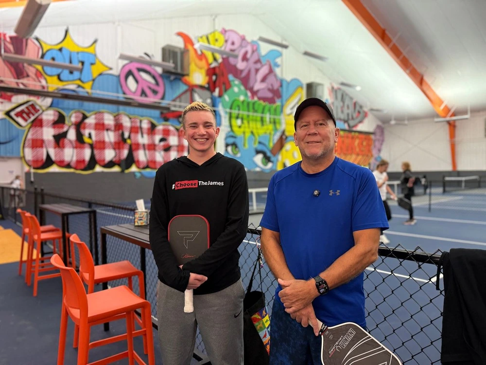 Chiến thắng ung thư và sống vui khoẻ nhờ pickleball - Ảnh 1.