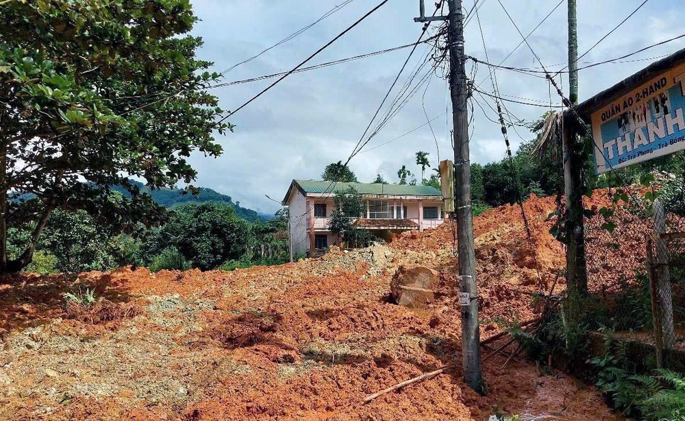 Đề phòng lũ quét, sạt lở đất ở 6 tỉnh, thành phố miền Trung, Tây Nguyên - Ảnh 2.