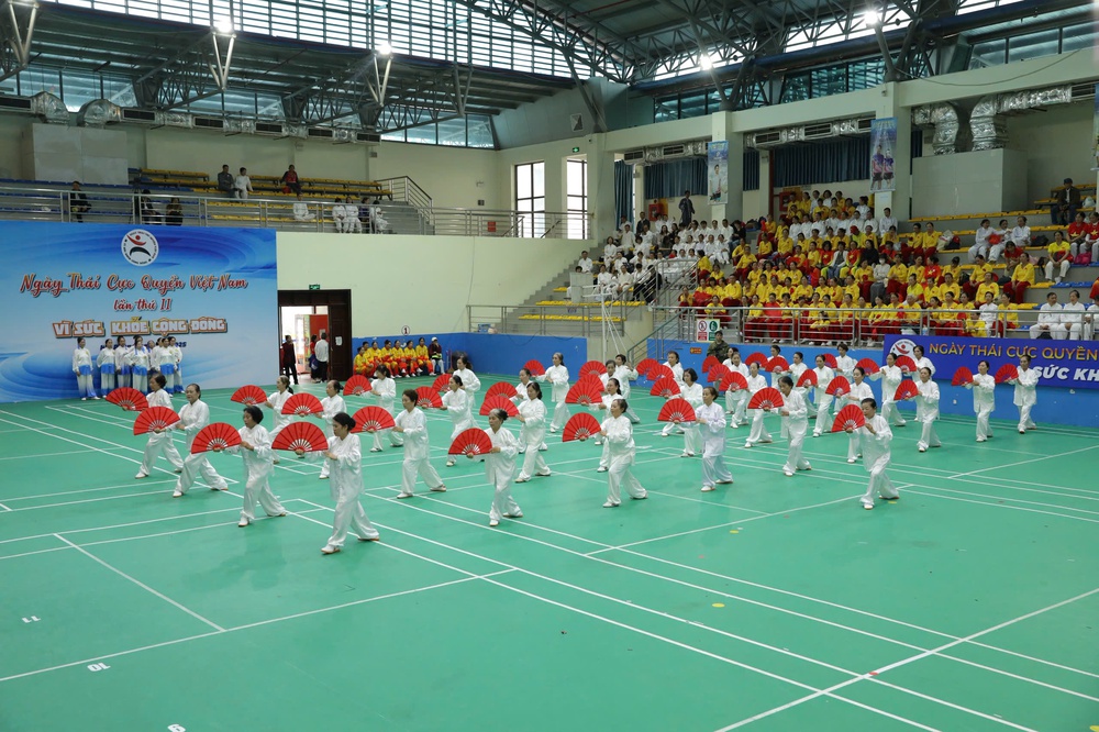 Ngày Thái Cực Quyền Việt Nam 2025: Khi những đường quyền kể câu chuyện về sức khỏe và tinh thần Việt - Ảnh 4. Ngày Thái Cực Quyền Việt Nam 2025: Khi những đường quyền kể câu chuyện về sức khỏe và tinh thần Việt - Ảnh 4.