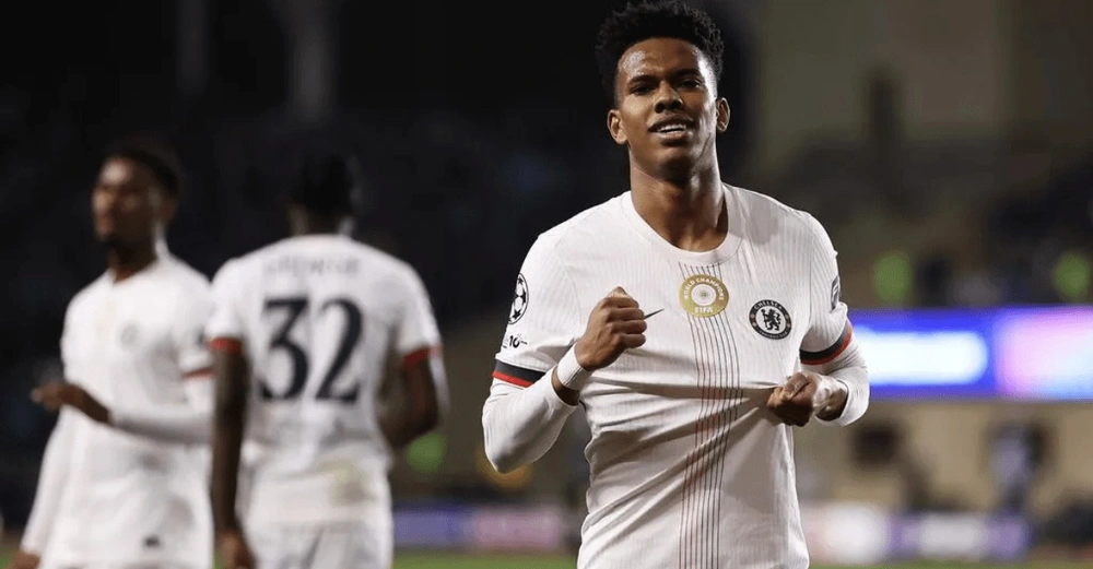 Estevao: Viên ngọc quý mà Chelsea cần nâng niu - Ảnh 1.