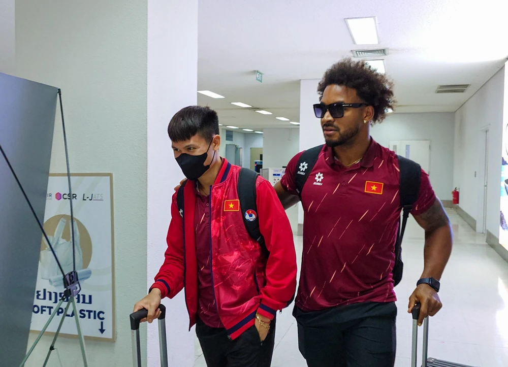 Đội tuyển Việt Nam về nước, tập trung trở lại đấu Malaysia sau  4tháng - Ảnh 1.