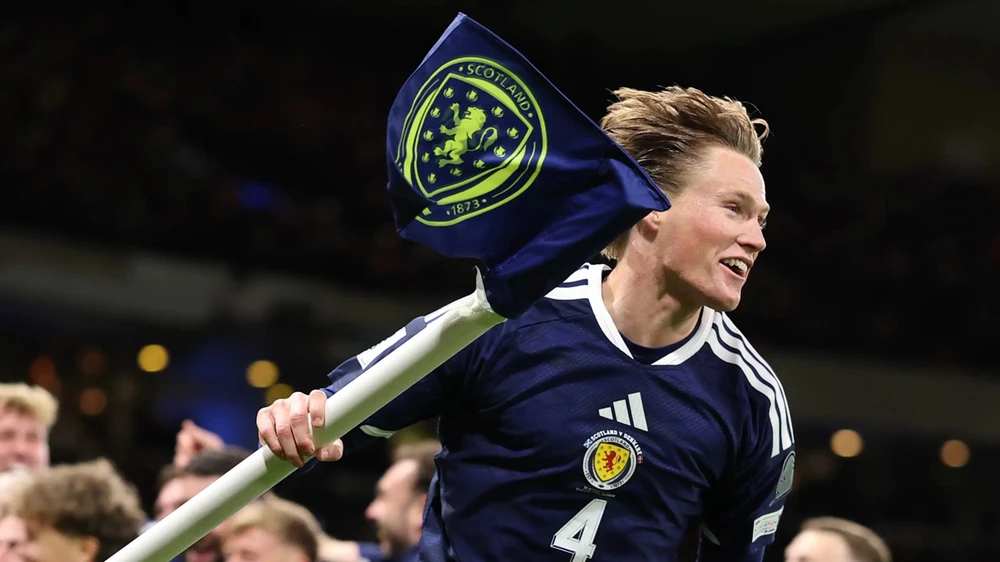 Scott McTominay: Từ "người thừa" MU trở thành "người hùng" Scotland - Ảnh 3. Scott McTominay: Từ "người thừa" MU trở thành "người hùng" Scotland - Ảnh 3.