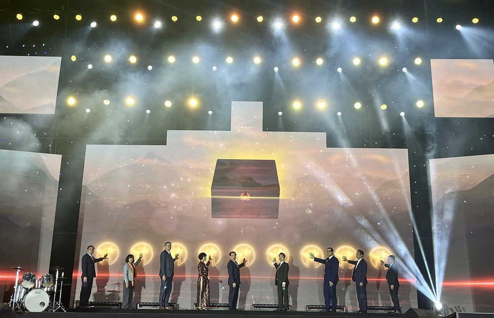 Khai mạc Festival Thu Hà Nội 2025: Động lực phát huy bản sắc văn hiến Thủ đô - Ảnh 3.