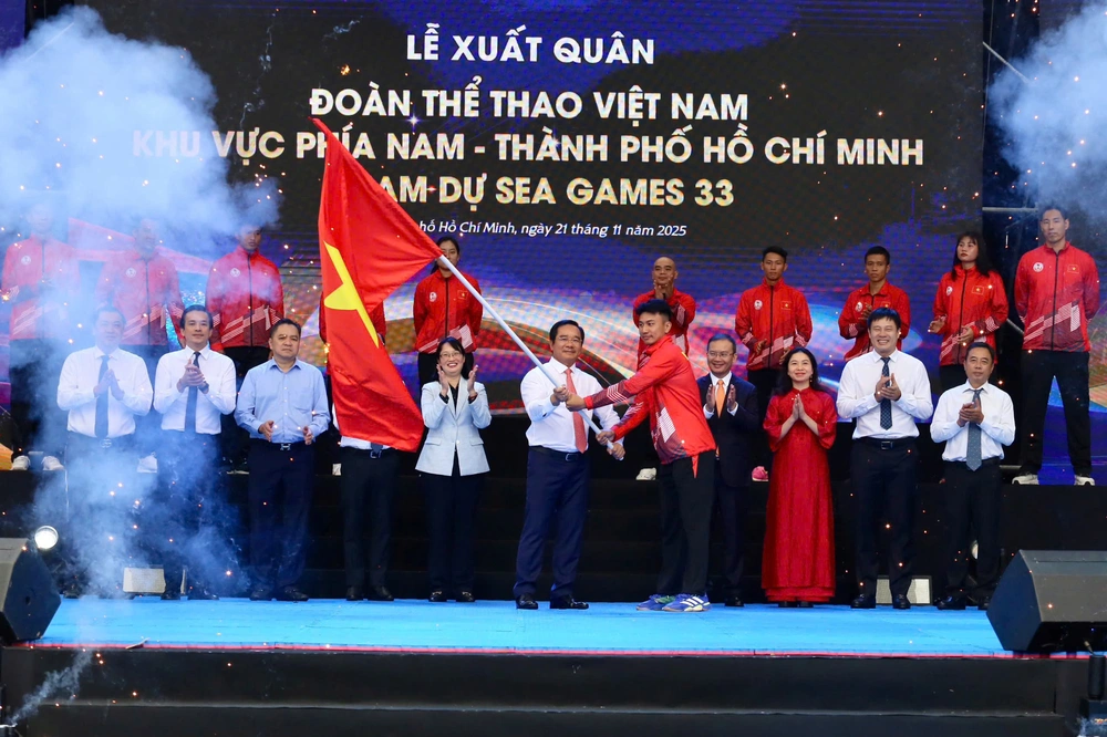 Lễ xuất quân Đoàn Thể thao Việt Nam khu vực phía Nam dự SEA Games 33: Khơi dậy khát vọng chinh phục đỉnh cao mới - Ảnh 4. Lễ xuất quân Đoàn Thể thao Việt Nam khu vực phía Nam dự SEA Games 33: Khơi dậy khát vọng chinh phục đỉnh cao mới - Ảnh 4.