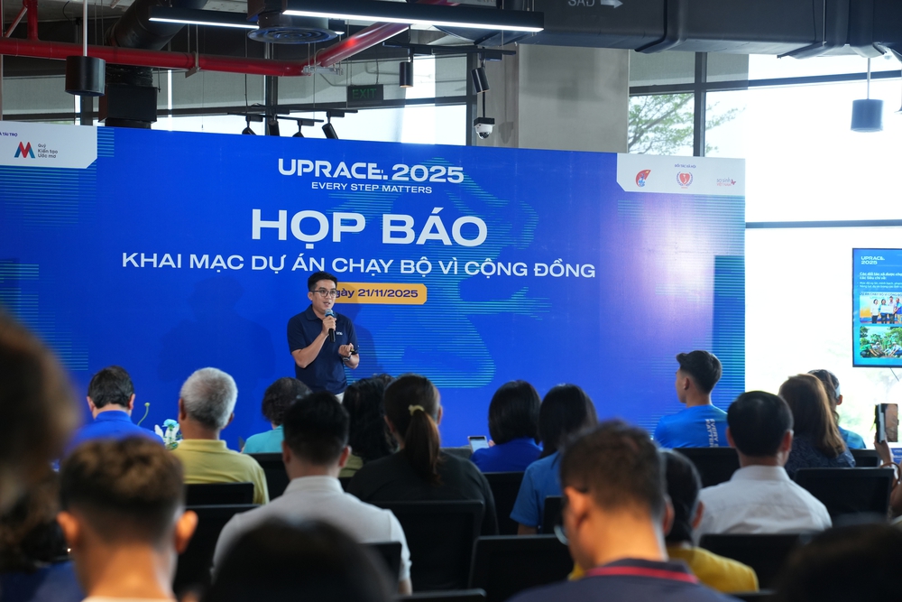 Mỗi bước chạy thắp lên một hy vọng - Ảnh 1.